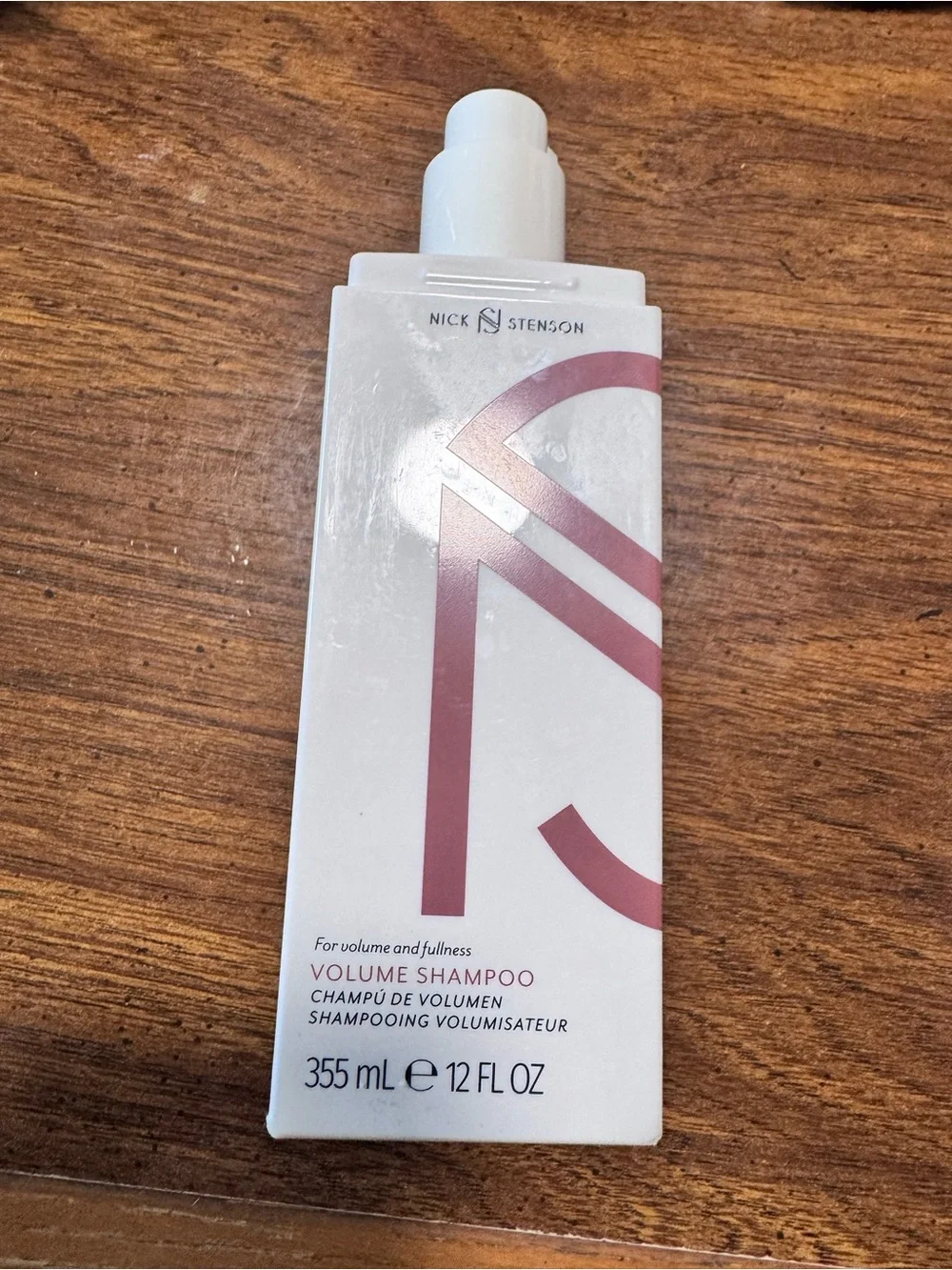 White & Pink Volume Shampoo — Lightweight Lift (12 FL OZ)